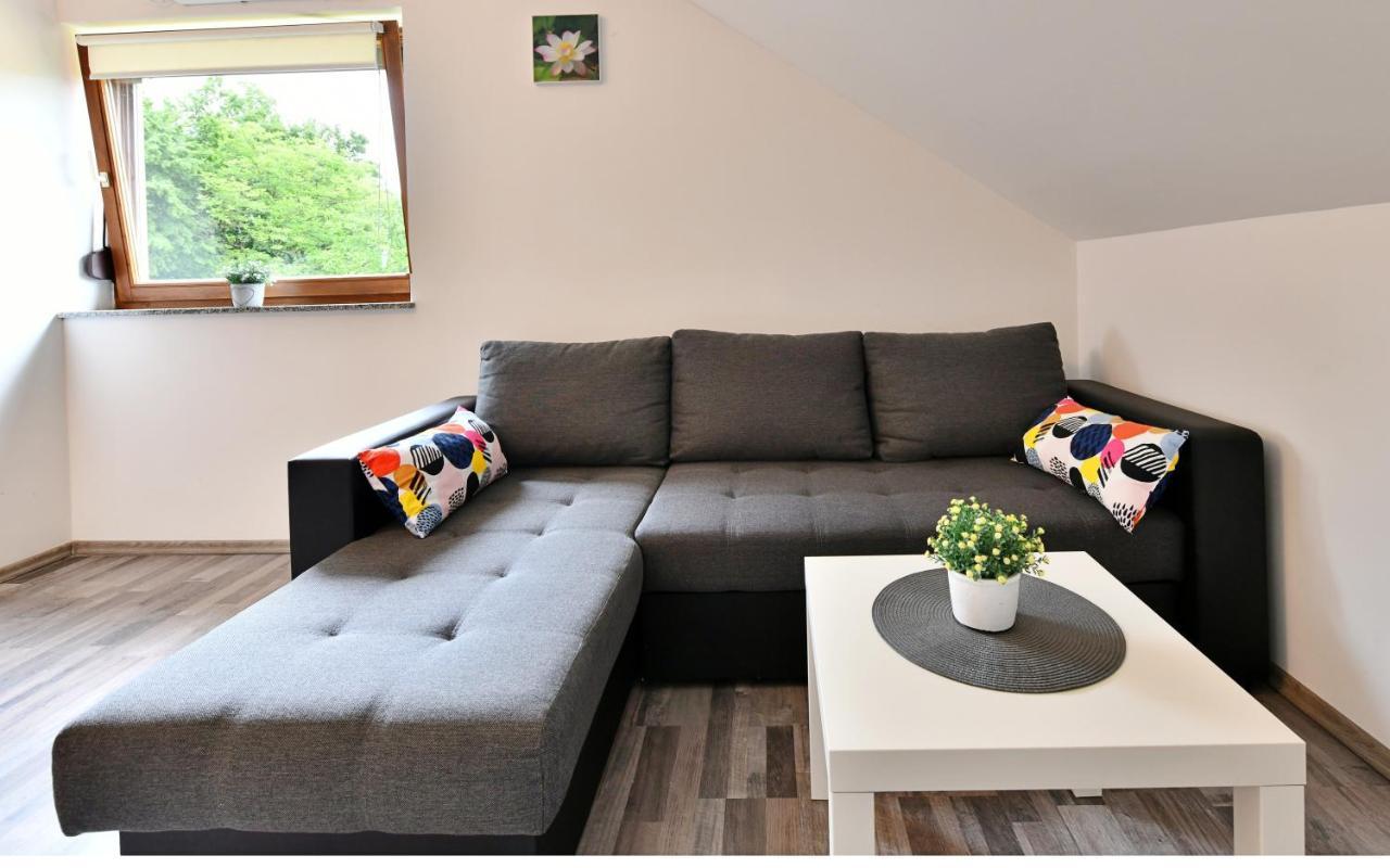 Apartman Mate Rakovica Exteriér fotografie