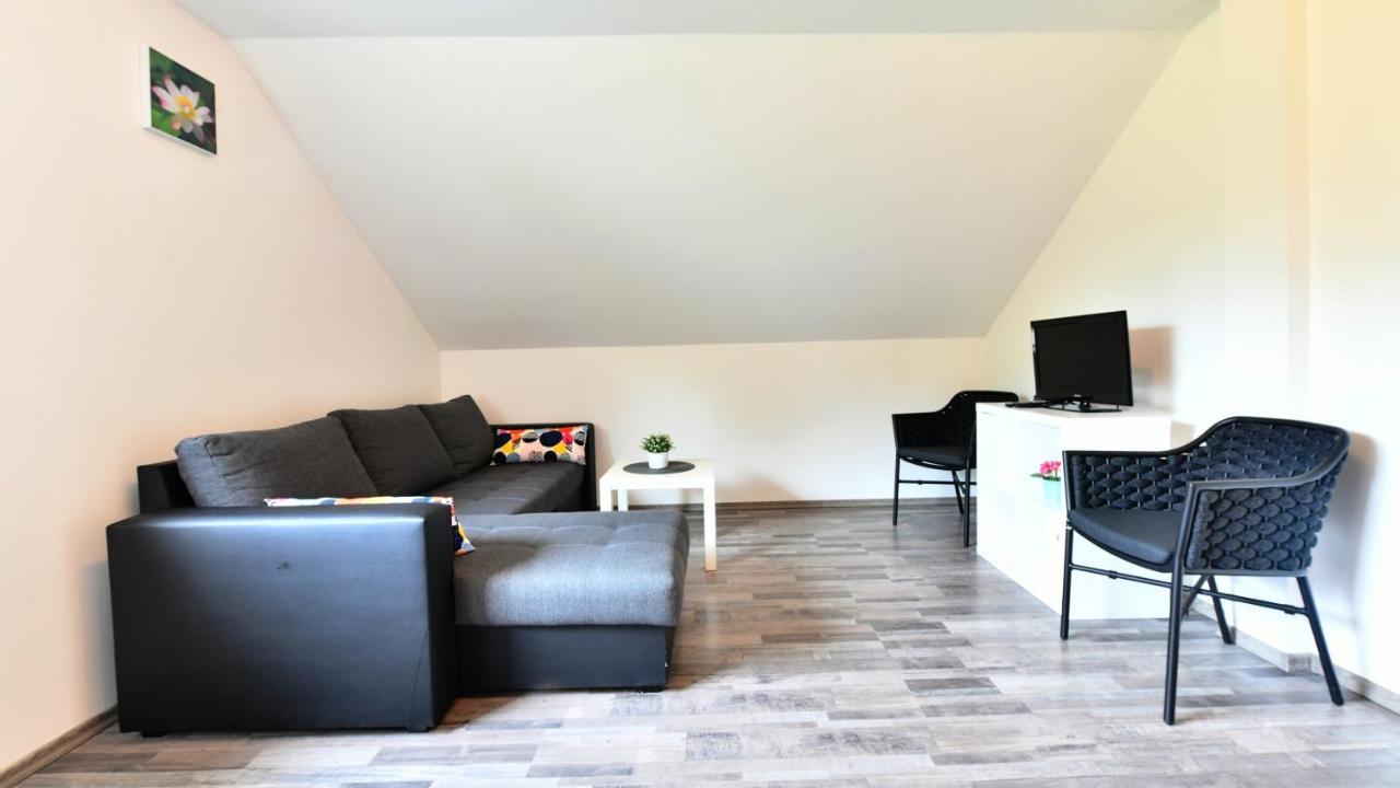 Apartman Mate Rakovica Exteriér fotografie