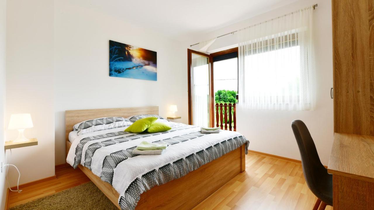 Apartman Mate Rakovica Exteriér fotografie