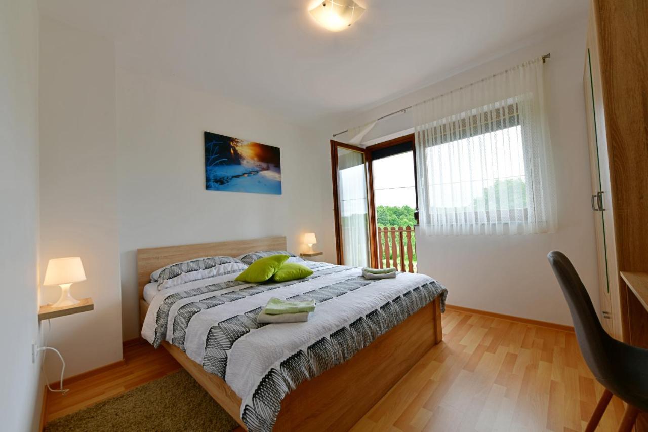 Apartman Mate Rakovica Exteriér fotografie