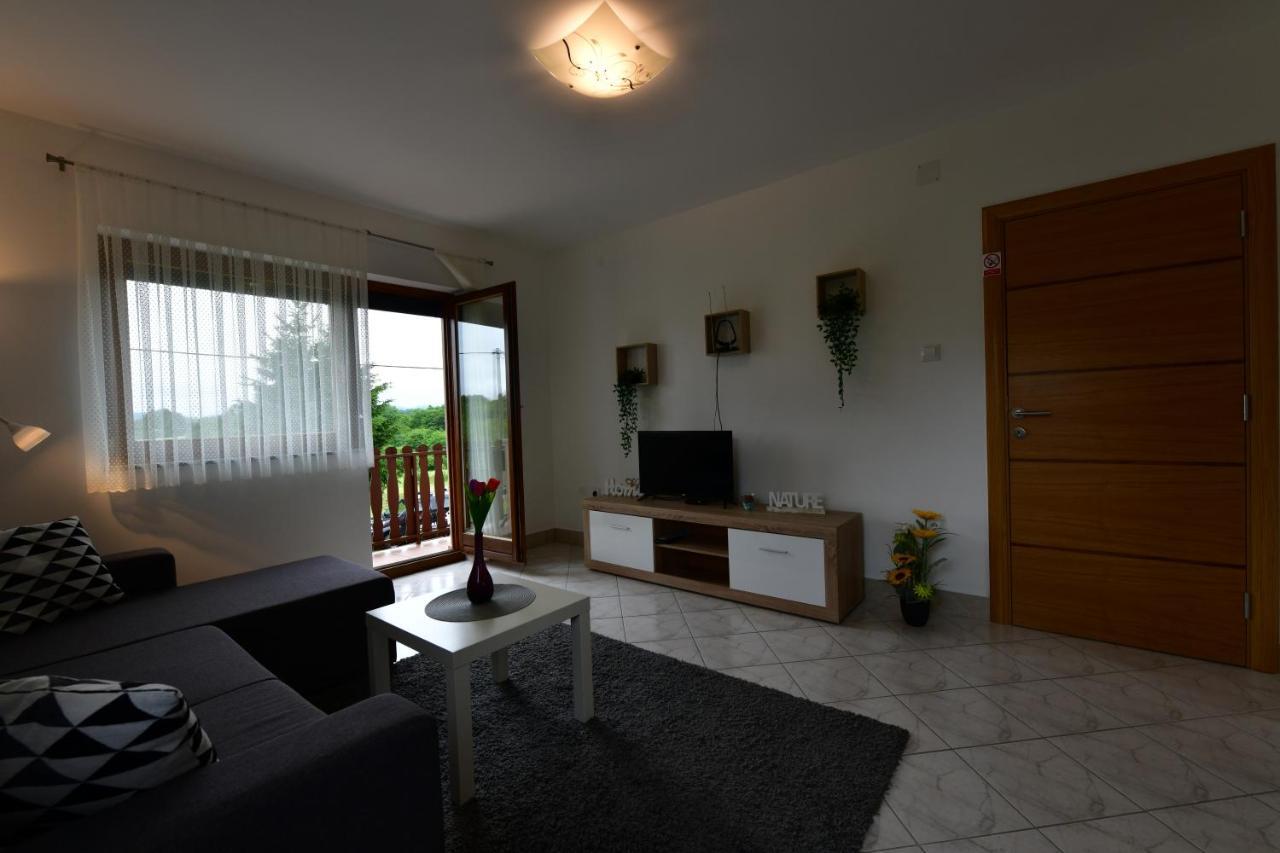 Apartman Mate Rakovica Exteriér fotografie