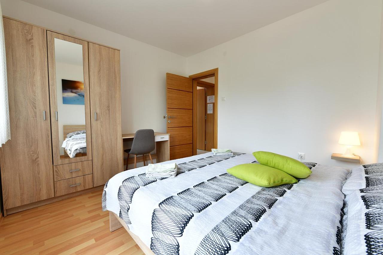 Apartman Mate Rakovica Exteriér fotografie